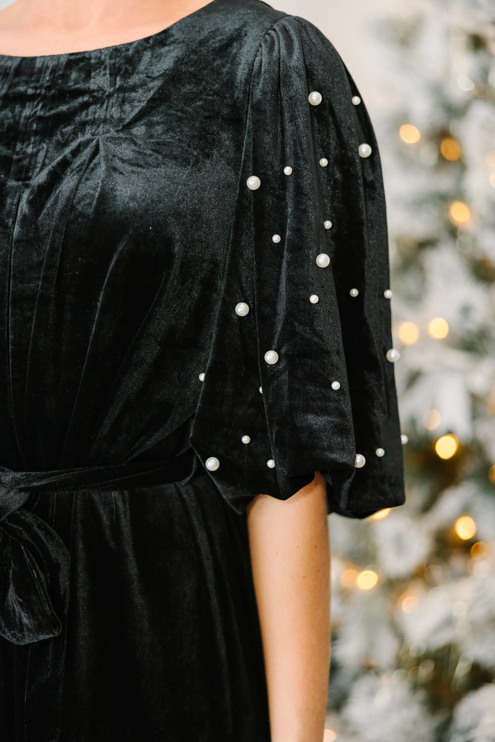 A Night to Remember Black Velvet Dress