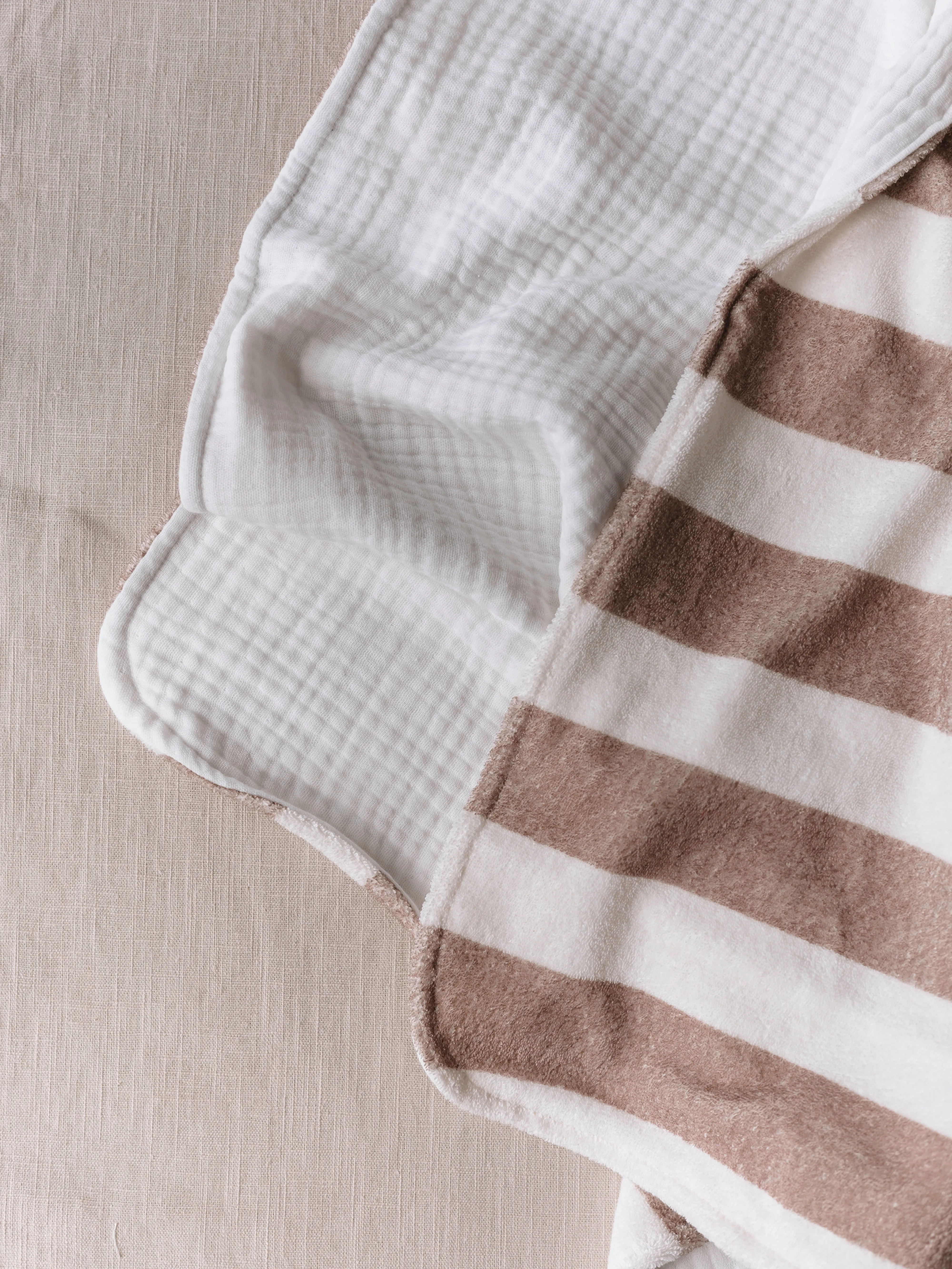 Baby Hooded towel  /  stripes