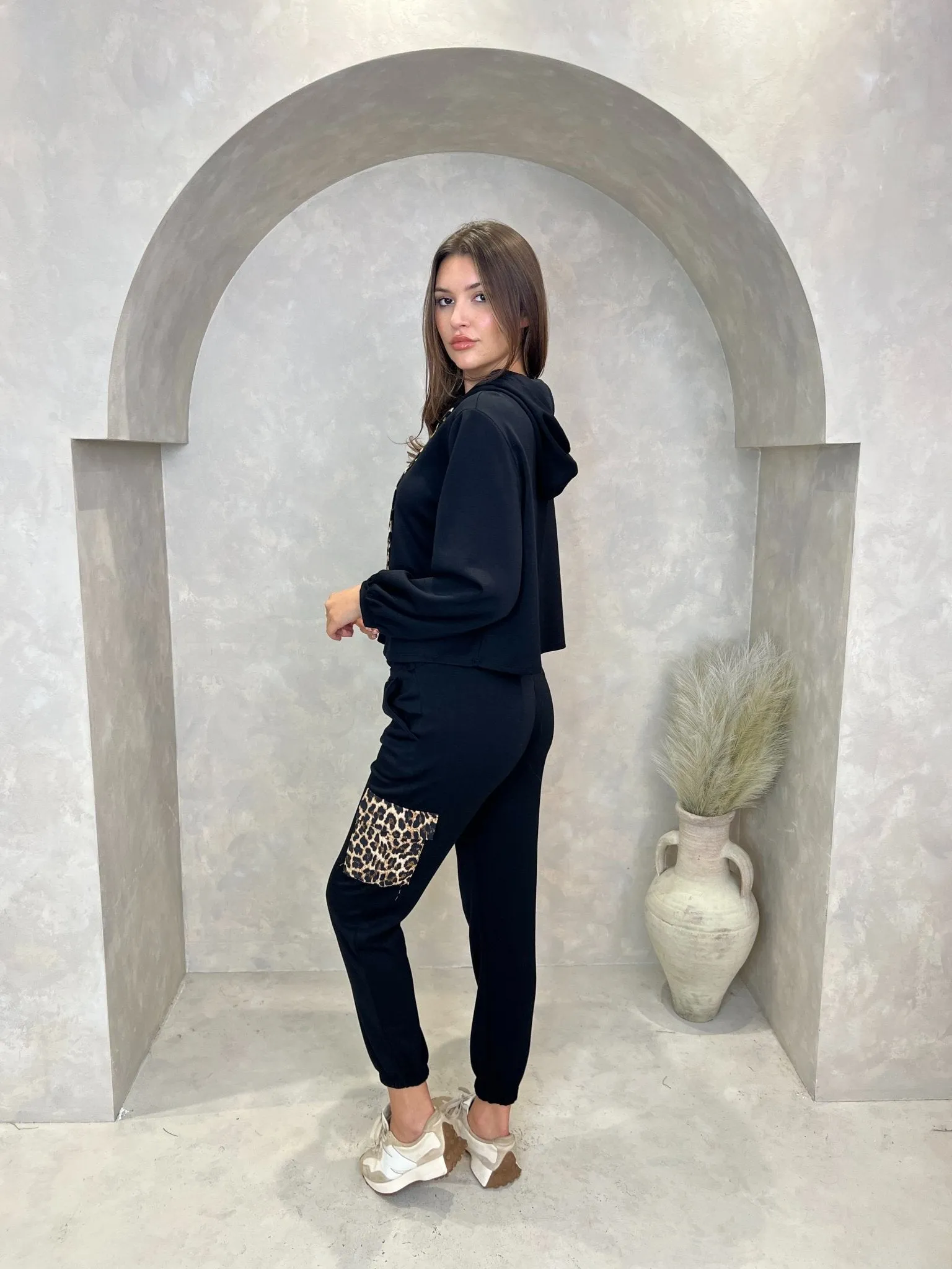 Black Leopard Cropped Hoodie