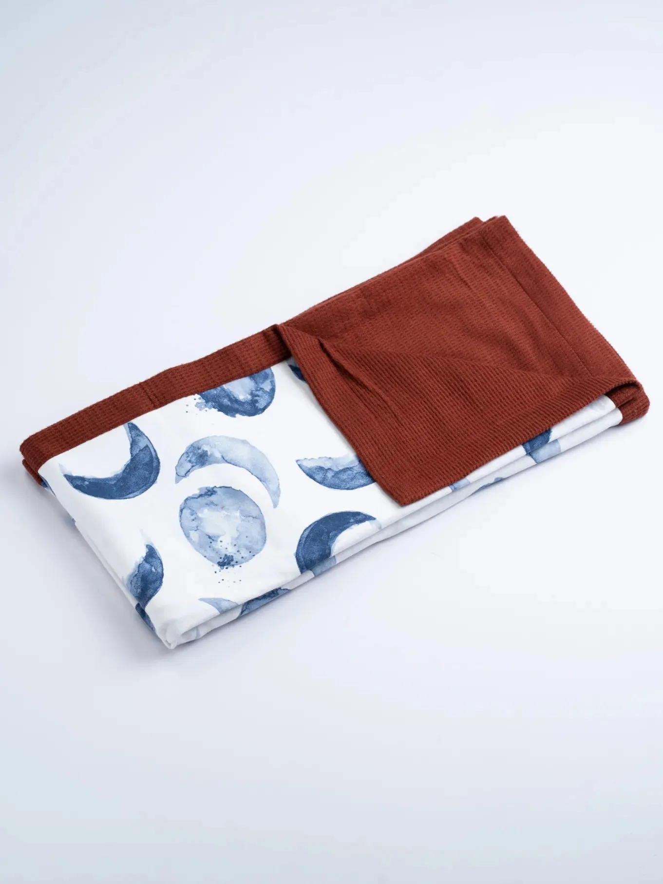 FETO BABY WAFFLE BLANKET 2 LAYER - MAROON BLUE MOON