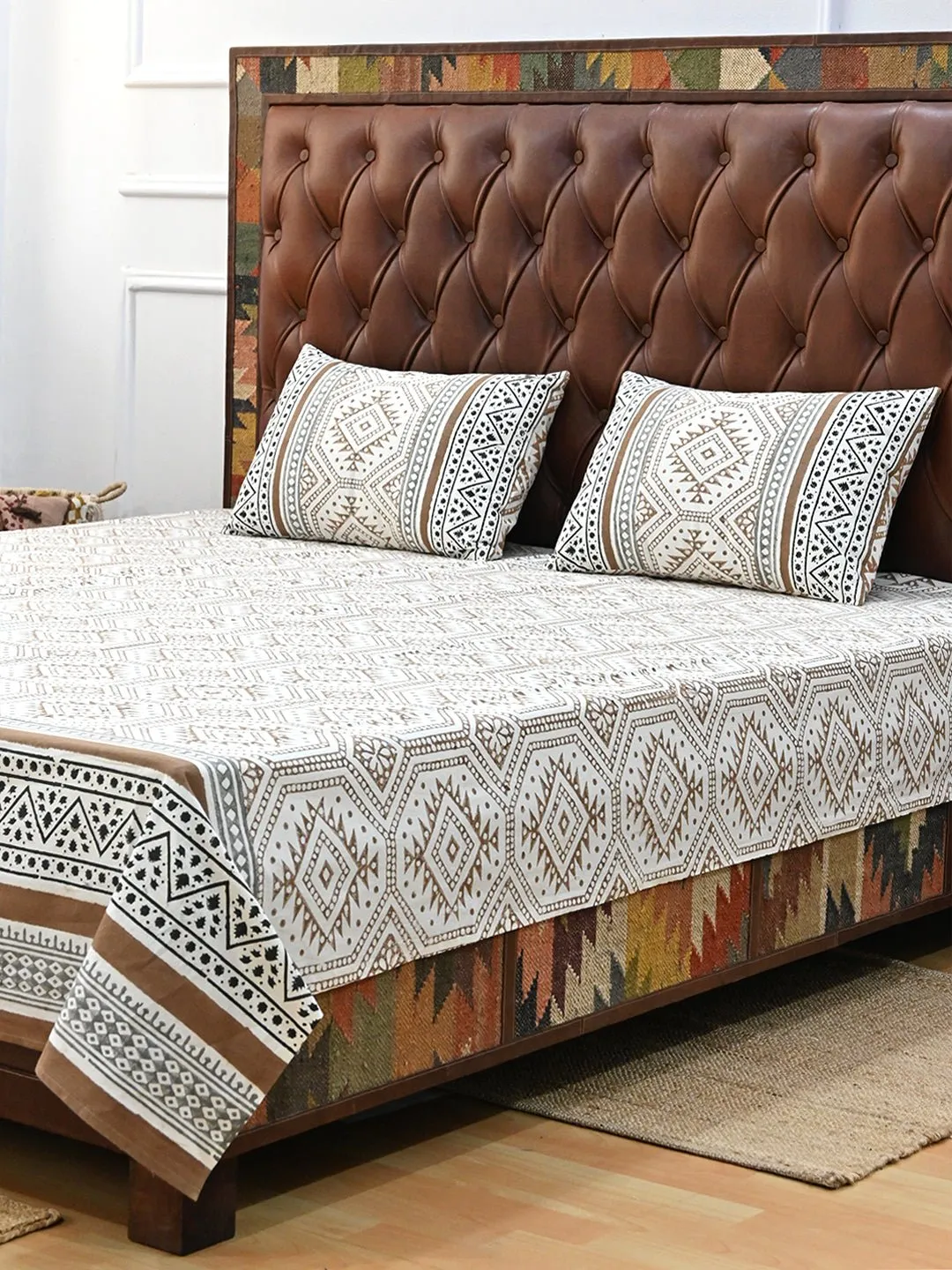 GEOMETRIC BROWN COTTON PRINTED DOUBLE BEDSHEET WITH PILLOW