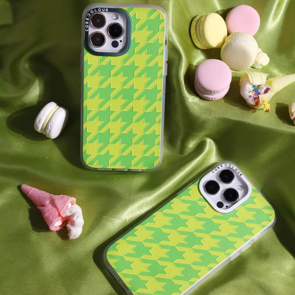 iPhone 12 Pro Green Houndstooth Phone Case