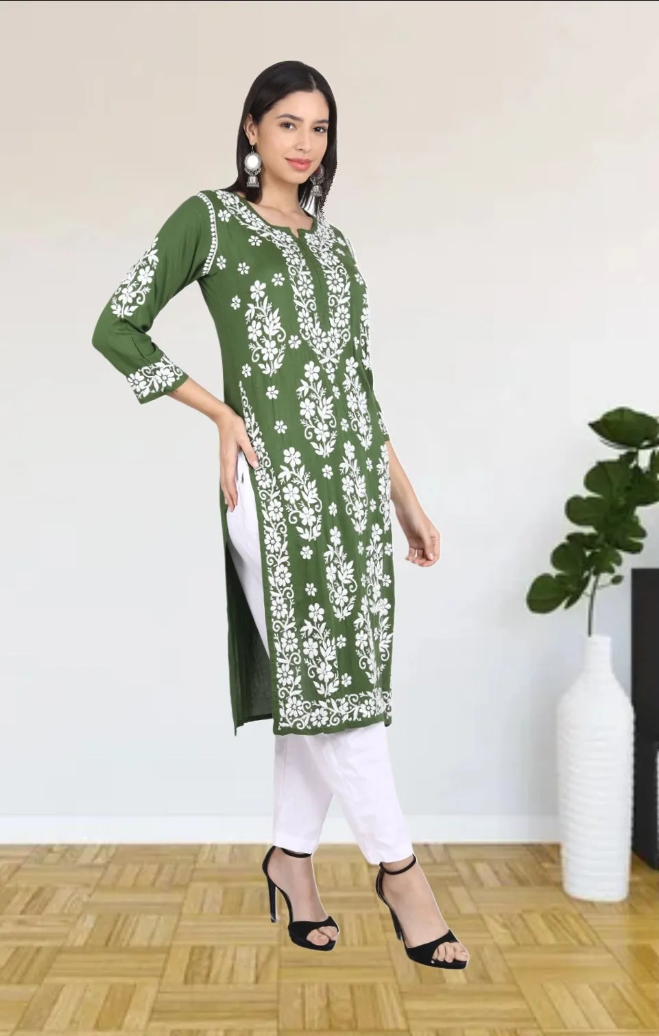 Noorie Premium Straight Chikankari Kurti