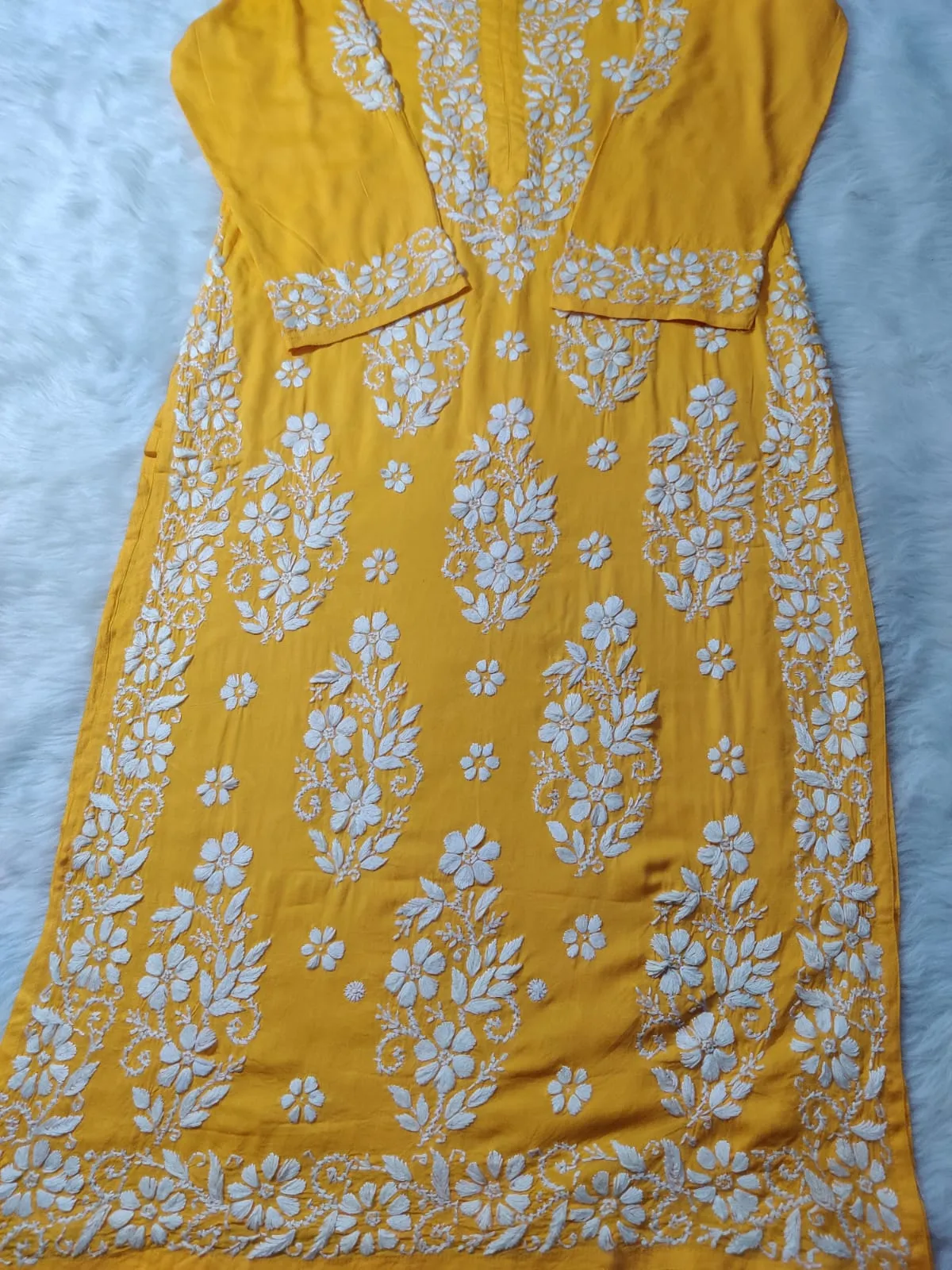 Noorie Premium Straight Chikankari Kurti