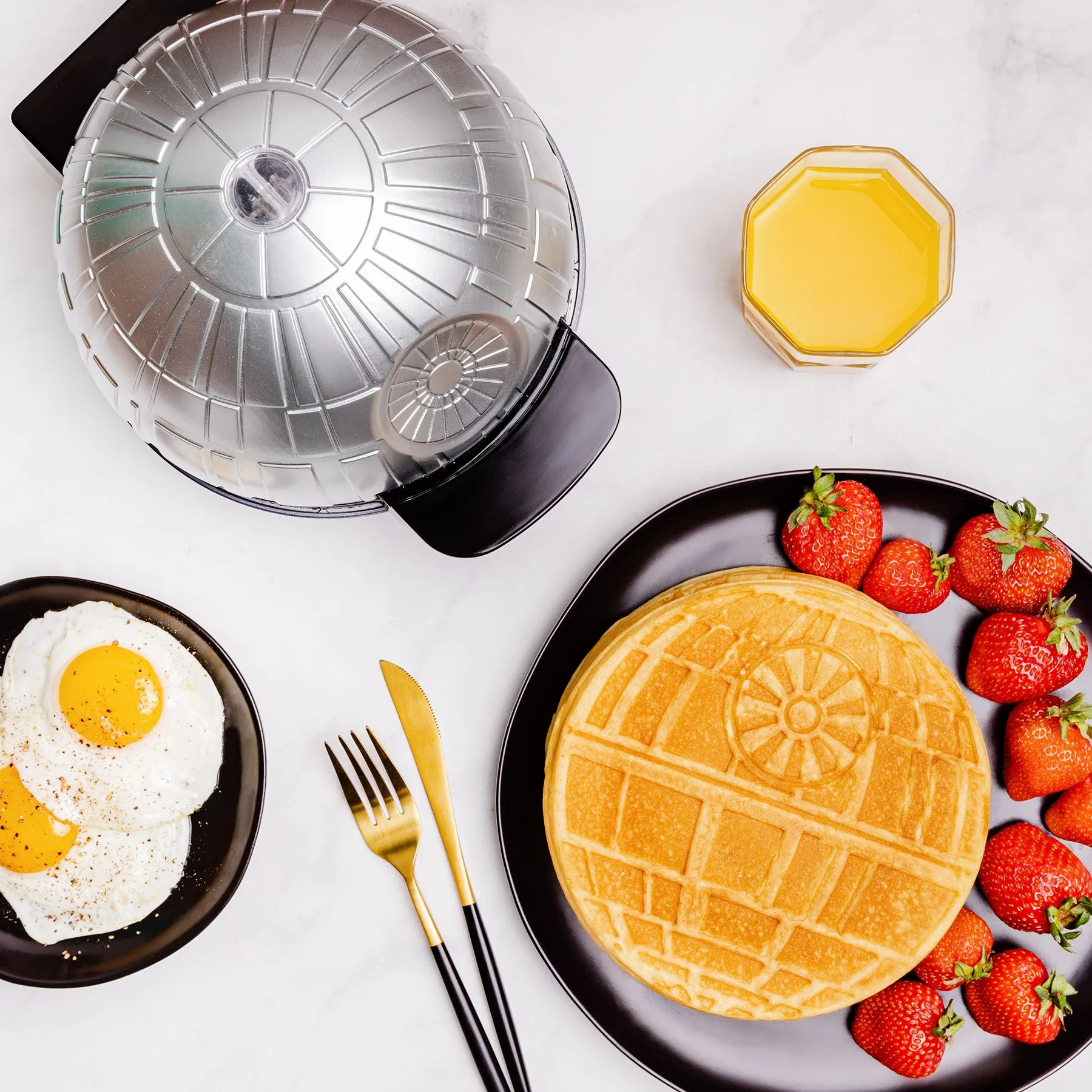 Star Wars Halo Death Star Waffle Maker