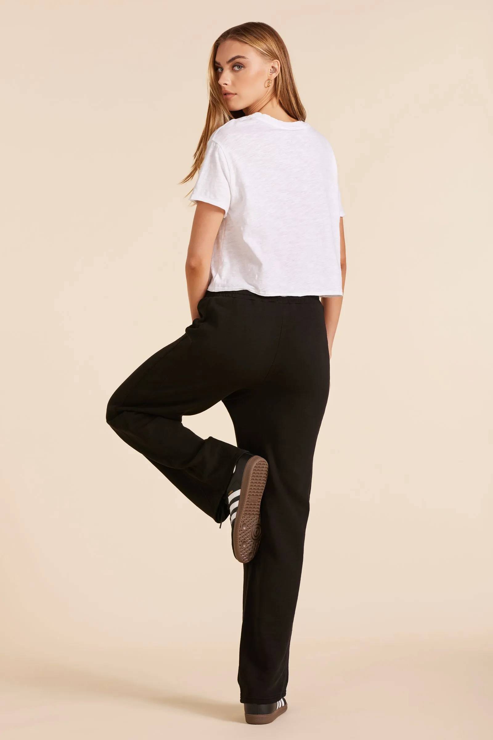 STRAIGHT LEG HIGH WAIST SWEATPANT