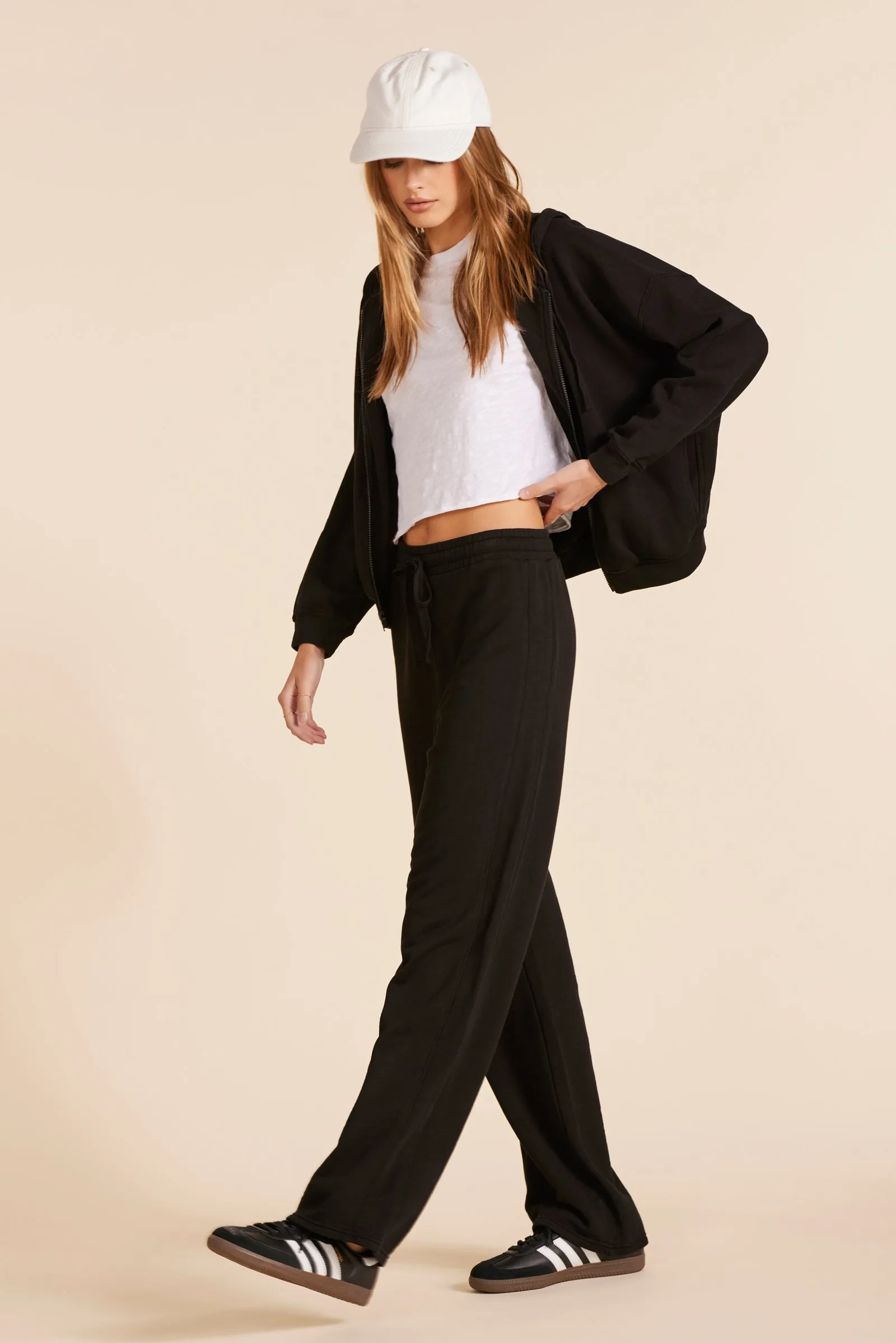 STRAIGHT LEG HIGH WAIST SWEATPANT