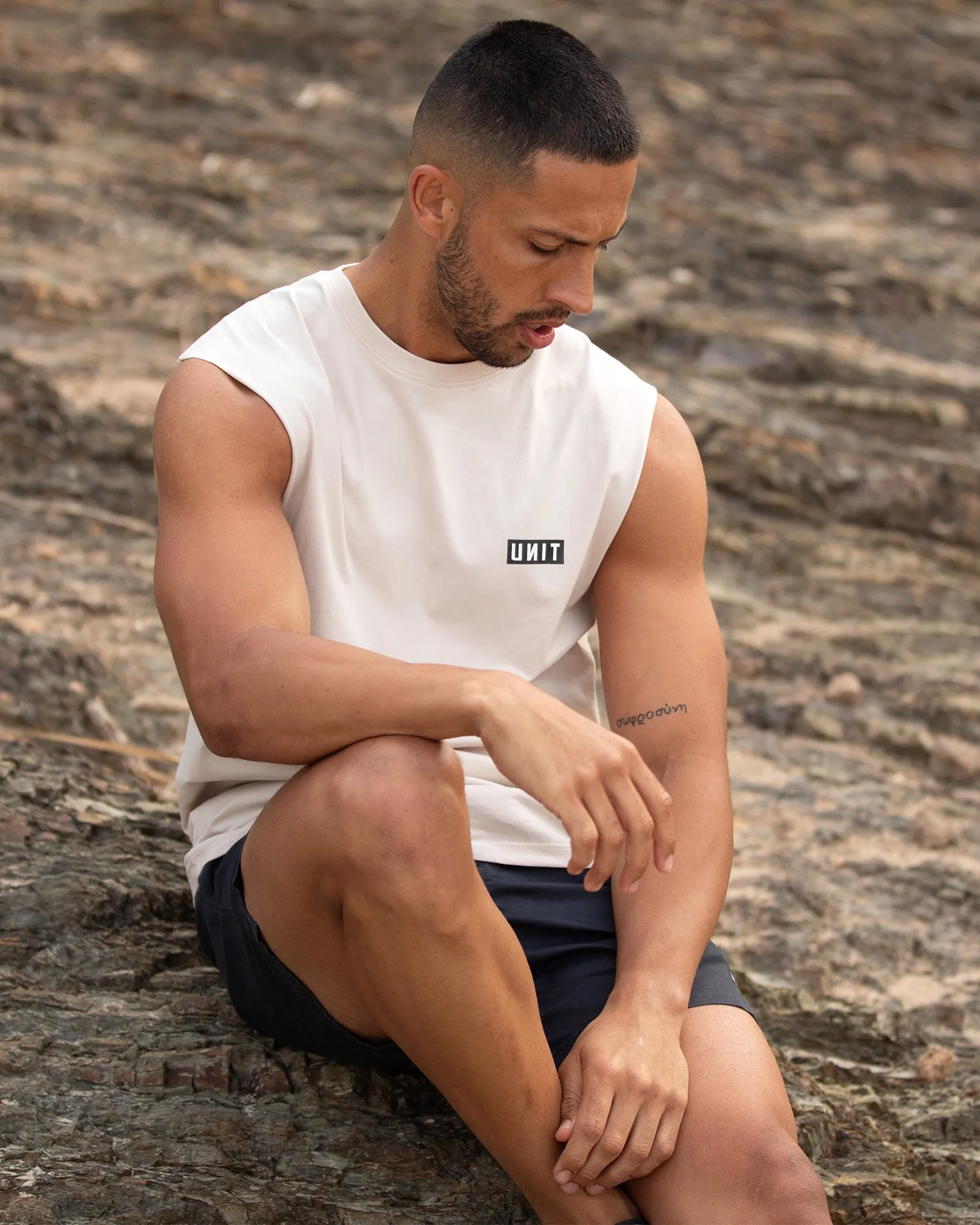 UNIT Mens Case Muscle Tee