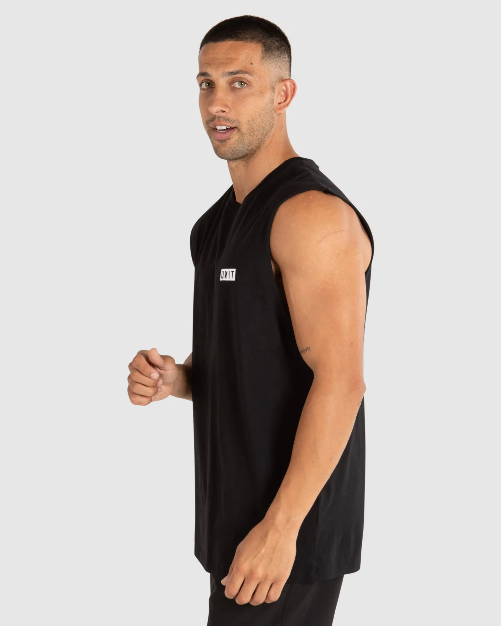 UNIT Mens Case Muscle Tee